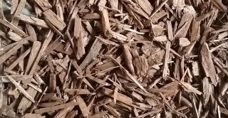 Bark and Mulch - Light Brown Decorative